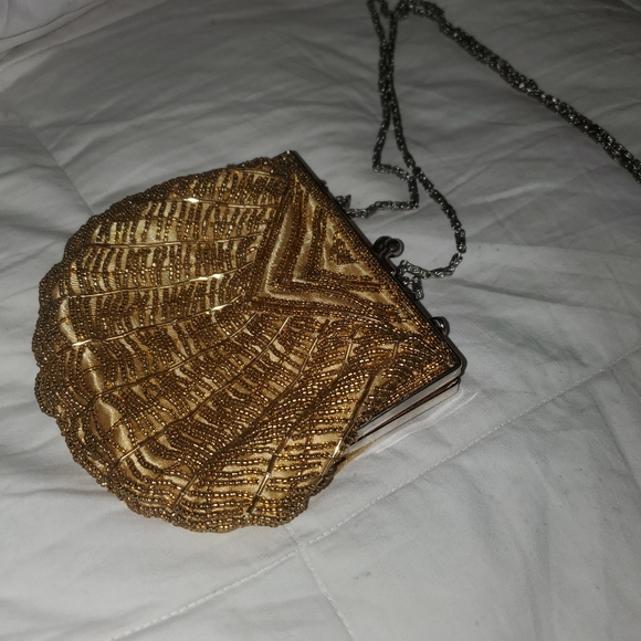 BIJOUX TERNER GOLD BEADED PURSE - Picture 6 of 8